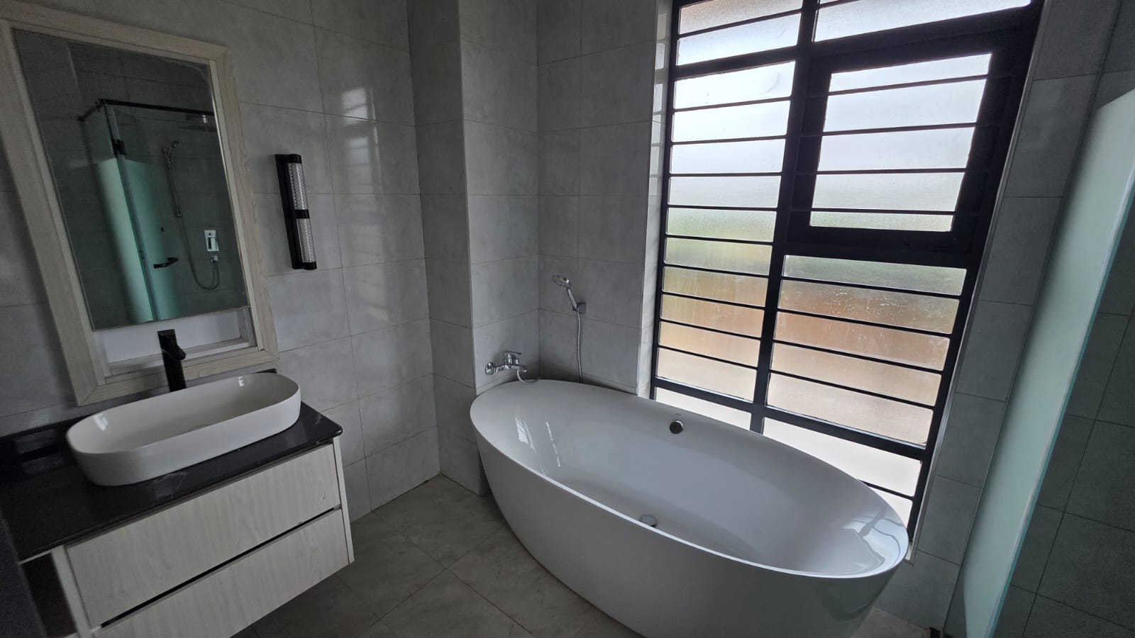 Elegant 4 Bedroom Maisonette + DSQ in Ruiru | KSh 26M