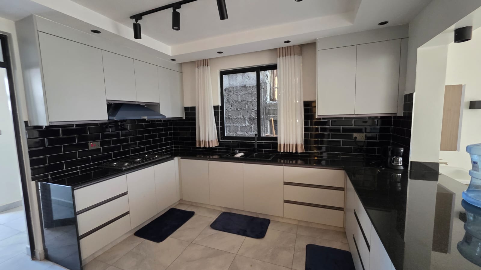 Modern 4 Bedroom Maisonettes + DSQ in Kamakis | KSh 17.5M
