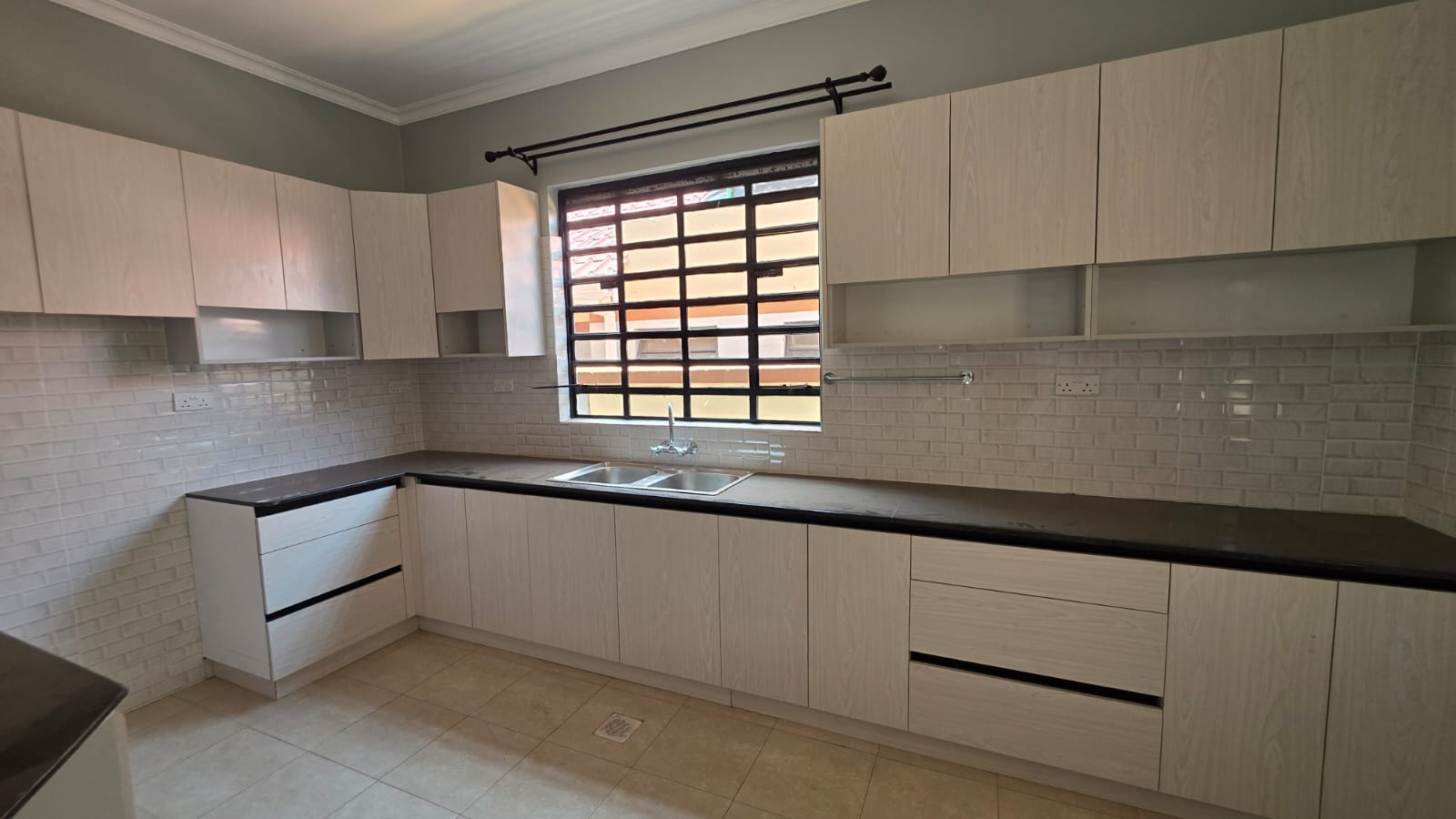 4 Bedroom Bungalow for Sale in Ruiru | All Ensuite | 11.8M